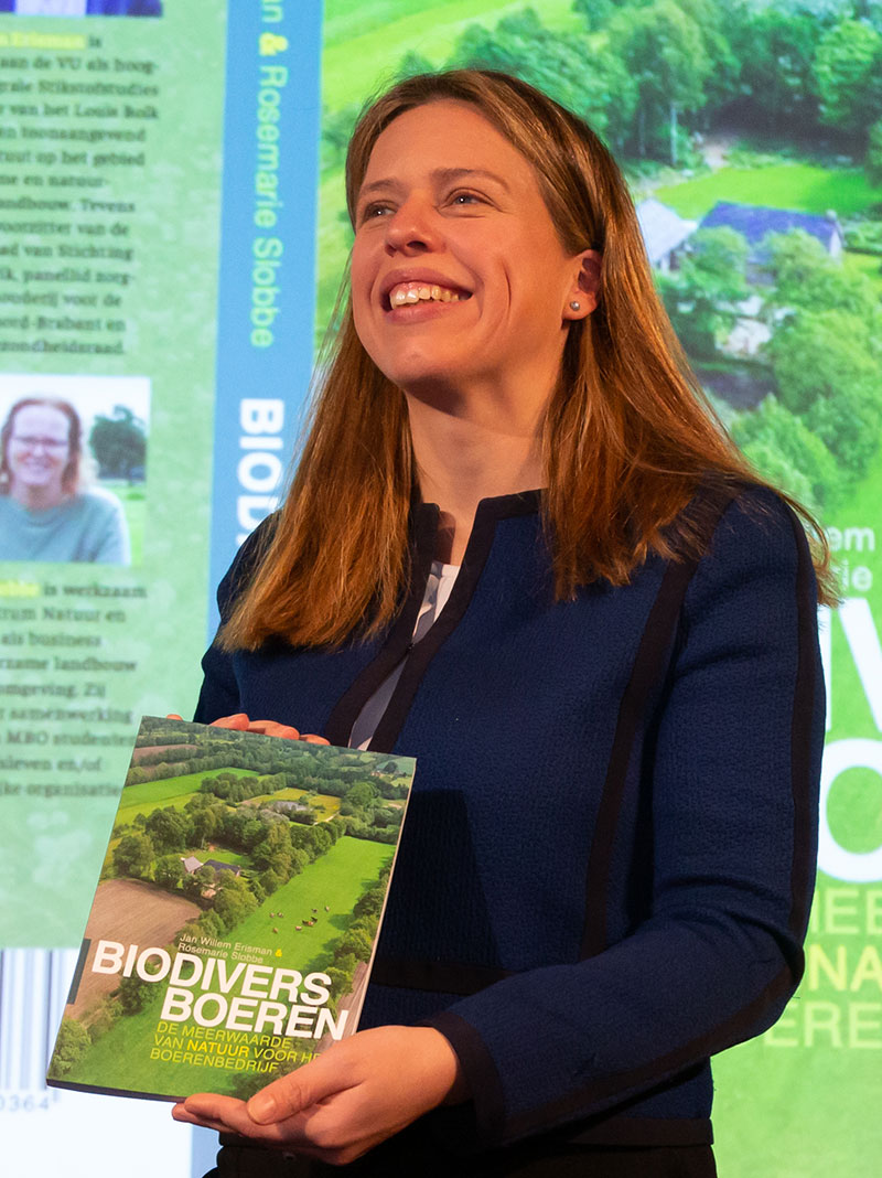 Nieuw boek ‘Biodivers boeren’